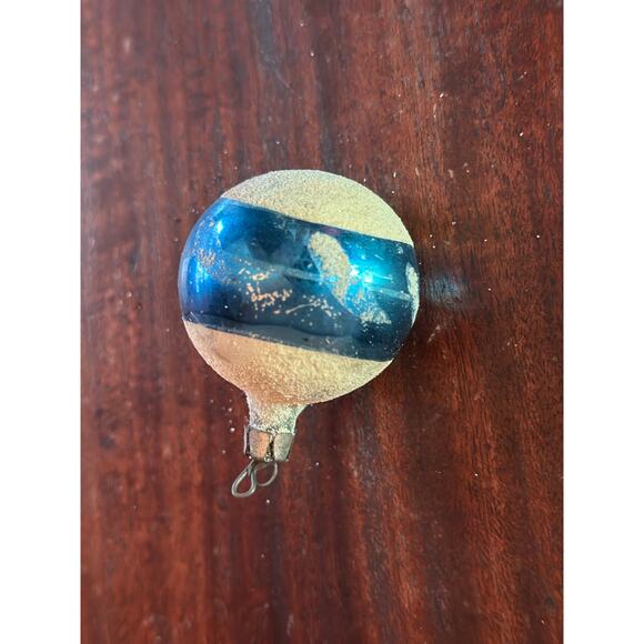 Vintage Mercury Glass Concave Christmas Ornaments in Blue Set of 2 - Picture 7 of 12